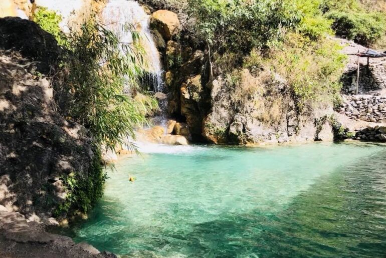 Neer Gaddu waterfalls in Rishikesh