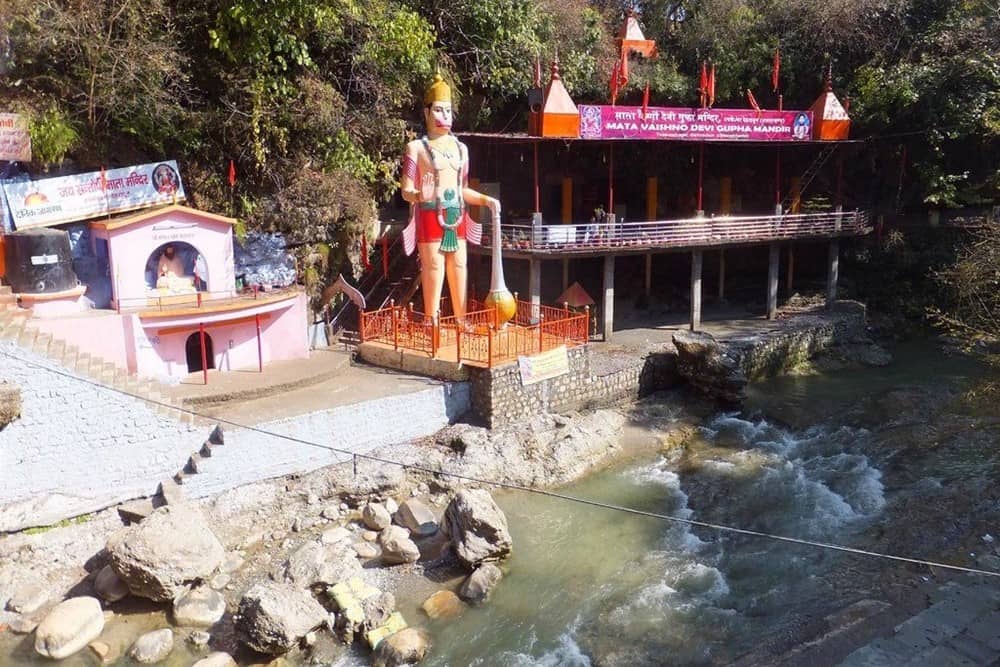 Tapkeshwar Mahadev Mandir Dehradun