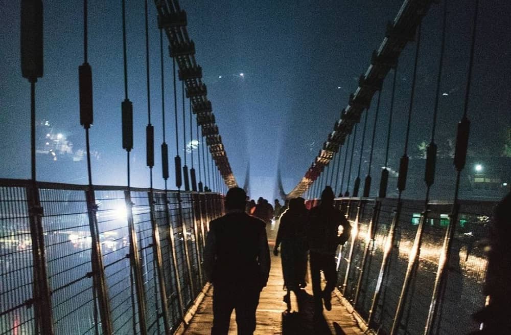 Ram Jhula in the cold dark