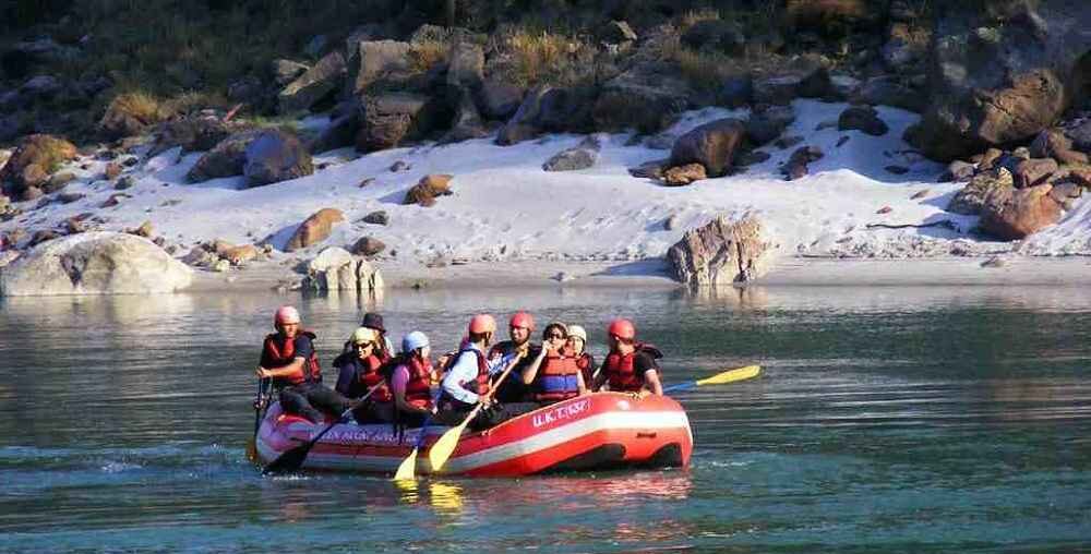 River Rafting Timings in Rishikesh: Your Best Rafting Time