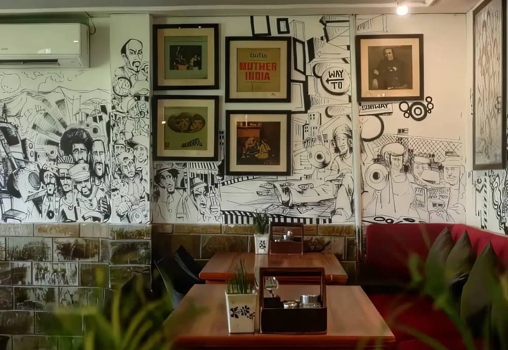 60 Beatles Cafe