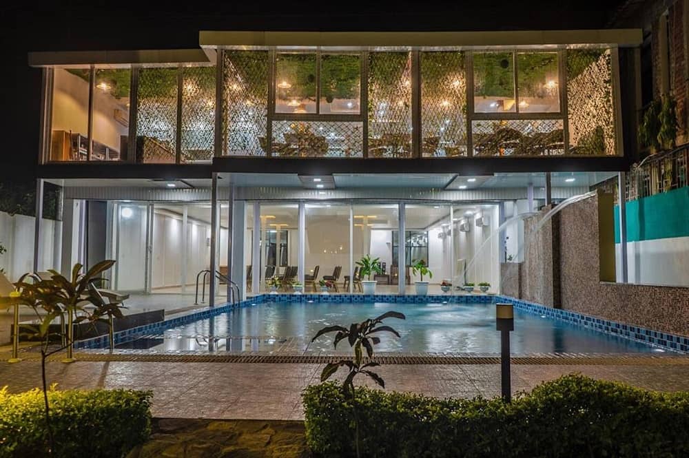 Corbett Treff Hotel: 