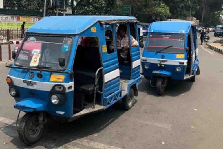 Auto-Rickshaws (Vikrams)