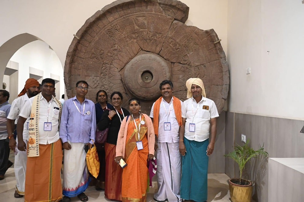 Participants visiting Sarnath Archaeological site