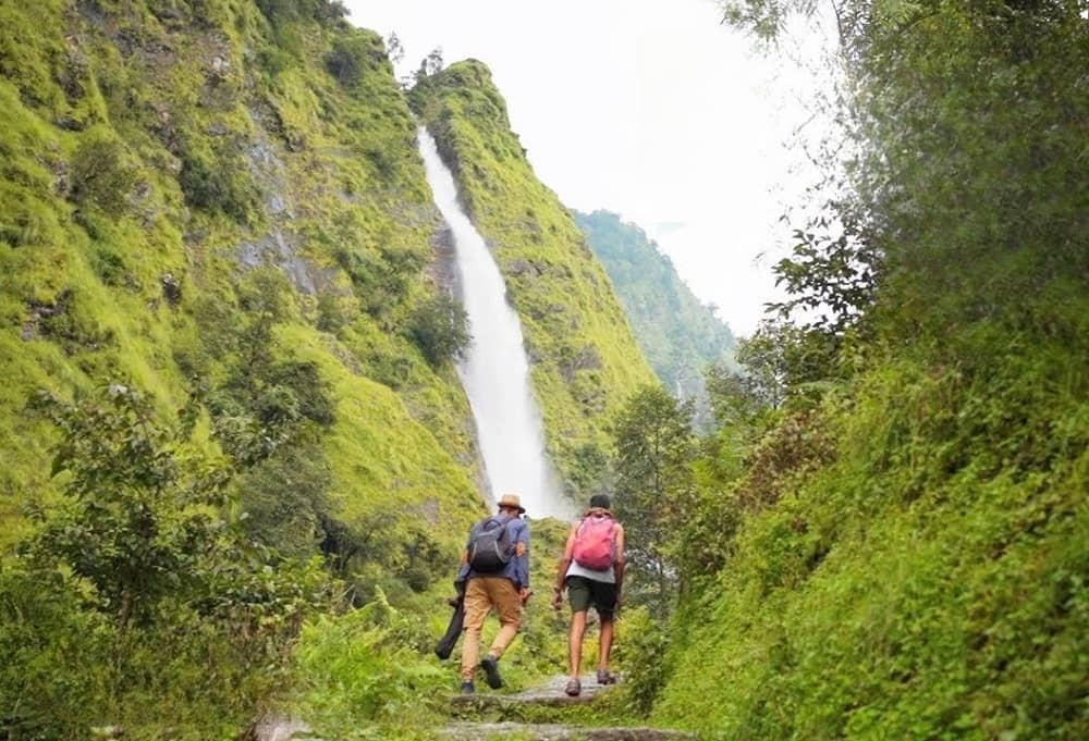 Hiking Trail to reach waterfall