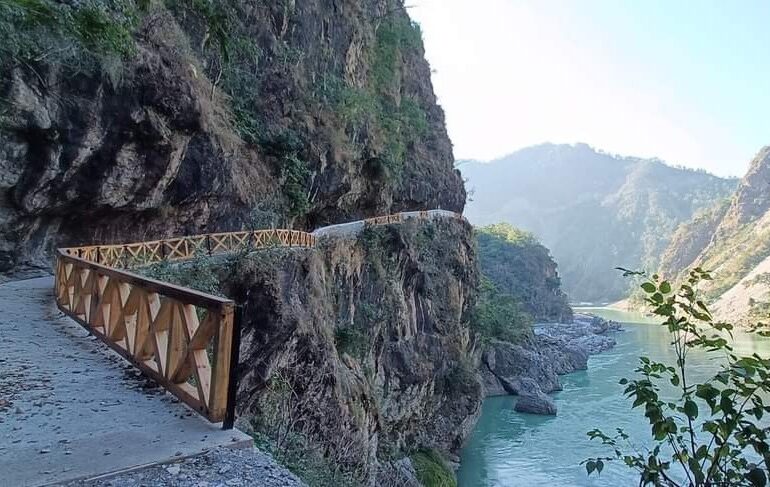Kotli Bhel Trek in Rishikesh- Mini Gartang Gali Rishikesh
