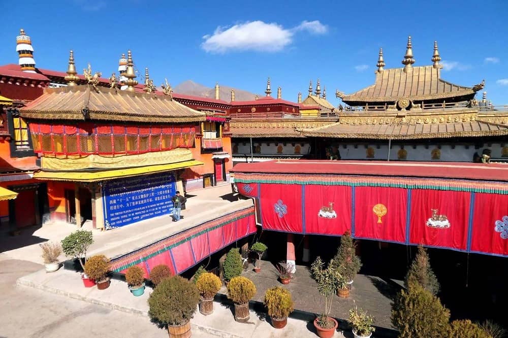 Tsuglagkhang Main Temple; Mcleod Ganj Dharamsala