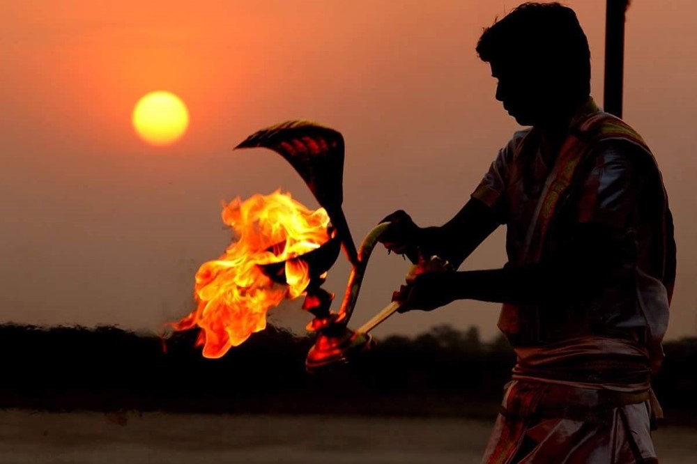 Morning Ganga Aarti at Dashashwamedh Ghat