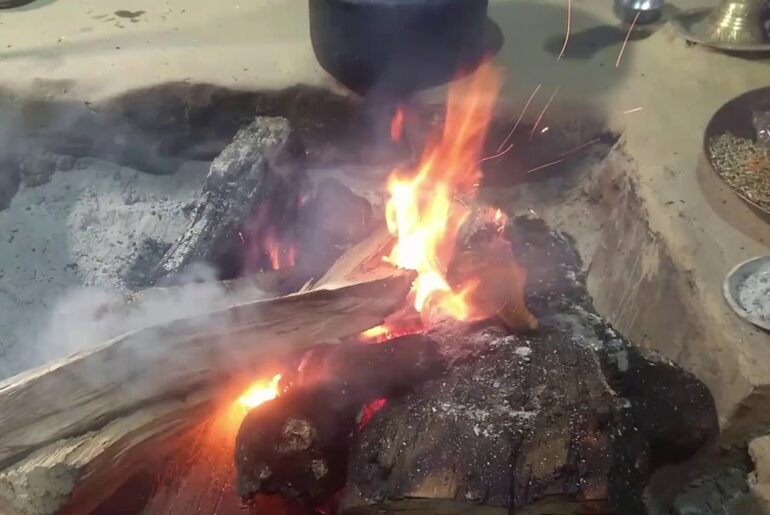 Triyuginarayan Temple Agni Kund ( Havan Kunnd )
