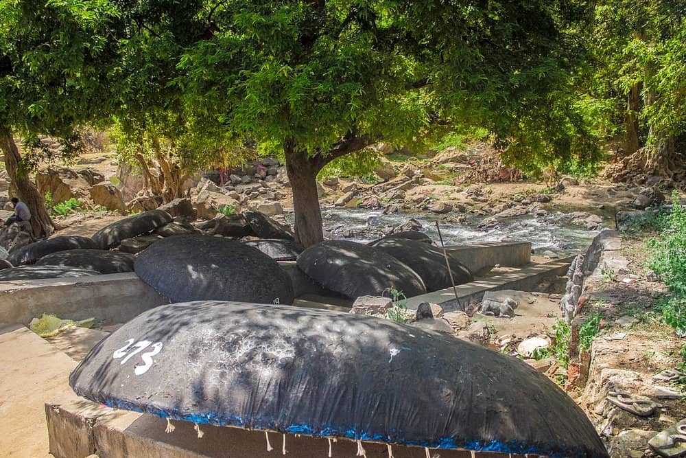 Coracle at Hogenakkal Falls