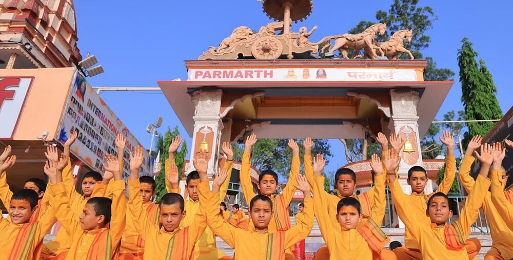 Parmarth Niketan Rishikesh Uttarakhand Ganga Aarti