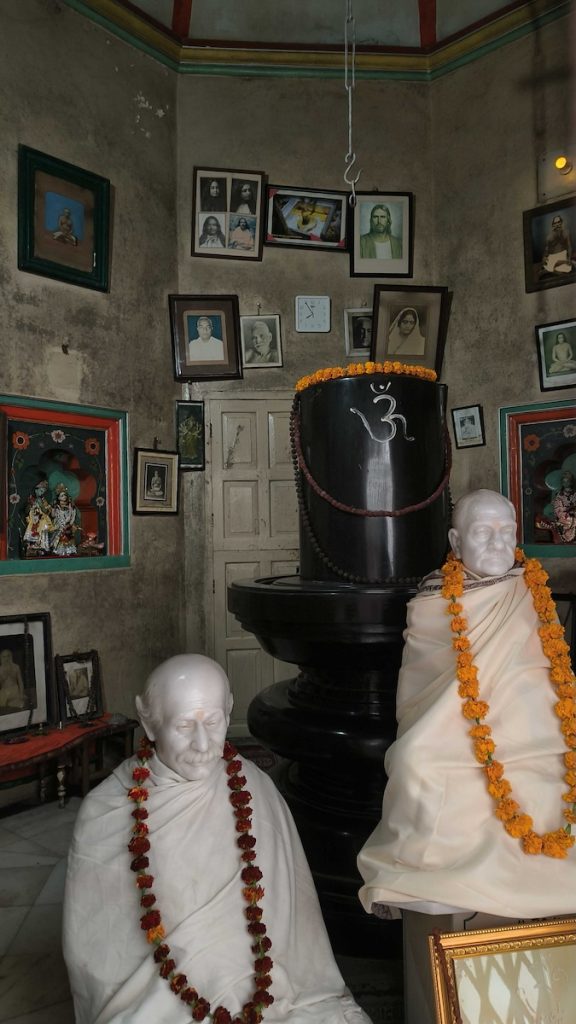 Lahiri-Mahasaya_Ramana-Maharshi