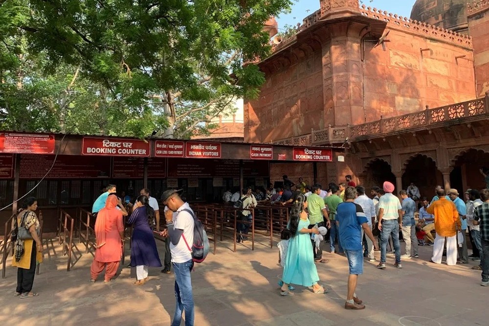 Ticket Counter For Taj Mahal Agra