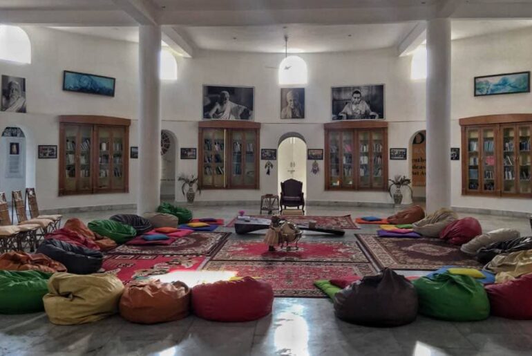 Best Ashrams in Rishikesh for Meditation