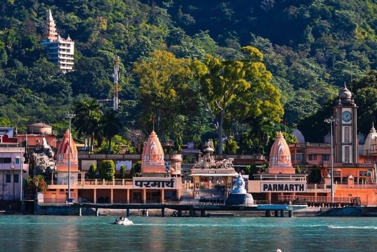 Guida Parlante Italiano Rishikesh India