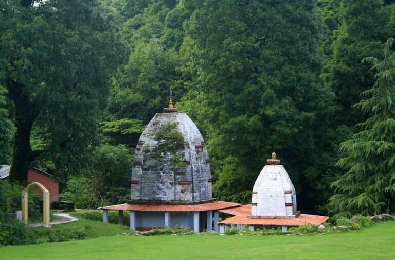 Binsar Mahadev Temple