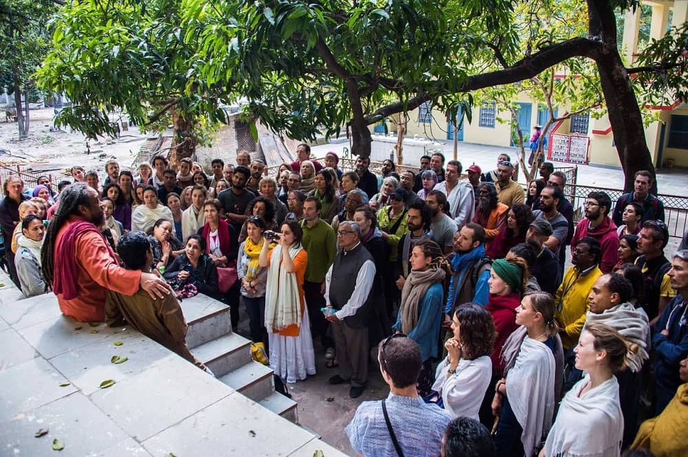 Satsang in Rishikesh by Mooji during International Yoga Festival.