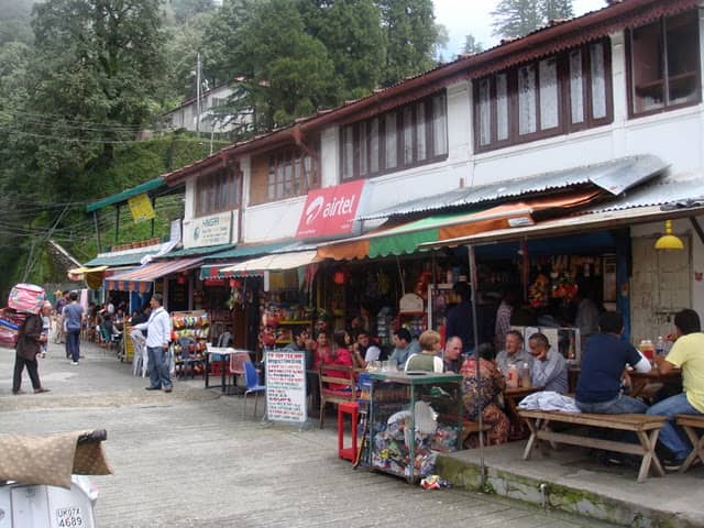 Landour Chaar Dukan 