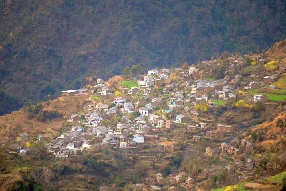 Village Bhararisain in Gairsain