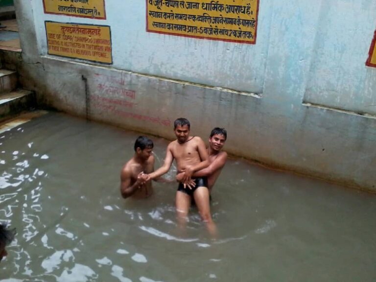 Gauri Kund Kedarnath