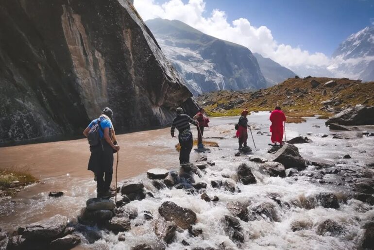 Satopanth Lake Trek