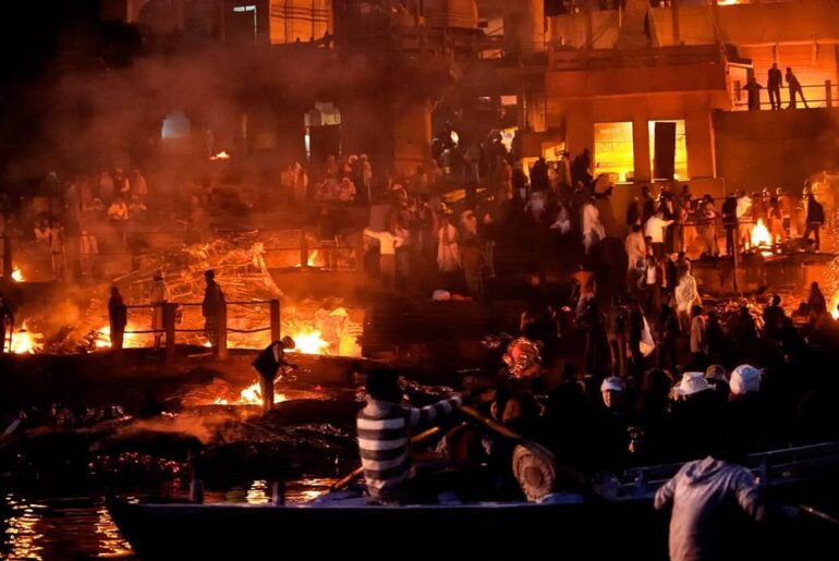 Cremazioni a Varanasi