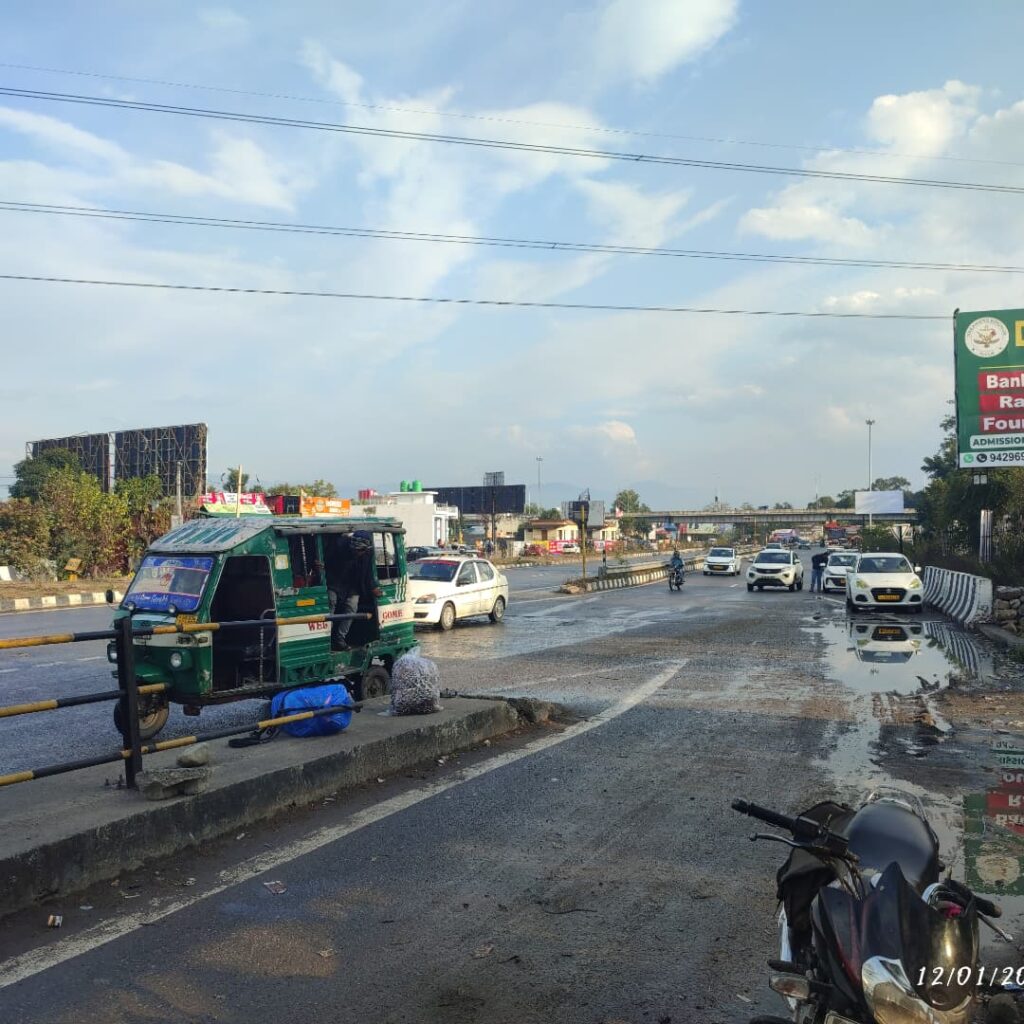 Nepali Farm Bus Boarding Point in Rishikesh Nepali Farm Rishikesh