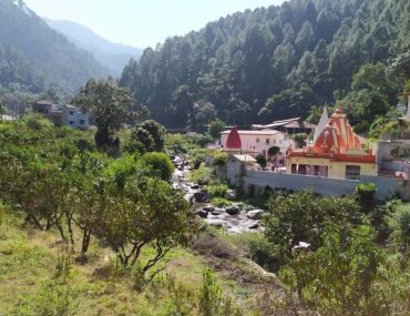 Kathgodam to Kainchi Dham