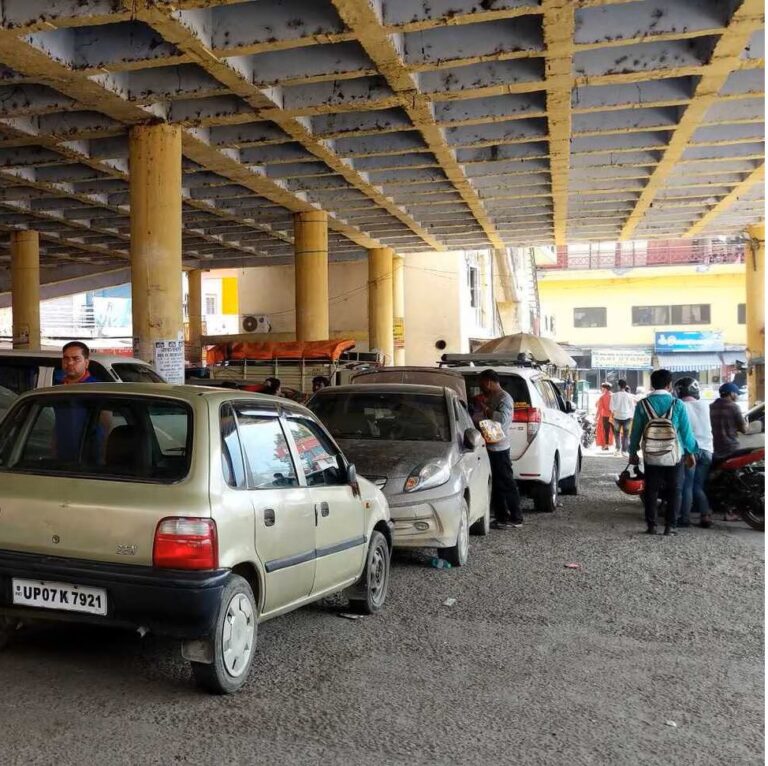 Ram Jhula Parking in Rishikesh