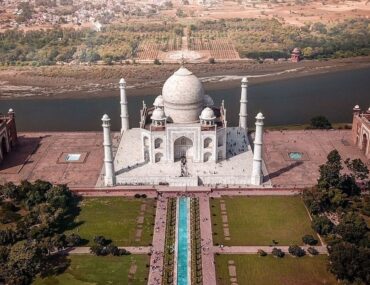 Discover Delhi to Agra How Far, Travel Time, options by train and car