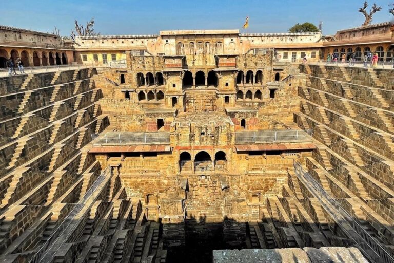 Jaipur to Agra by Car