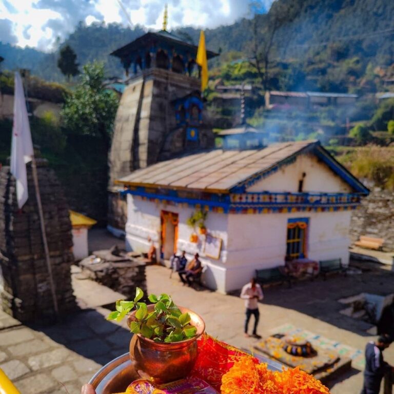 How to reach Triyuginarayan Temple from Delhi