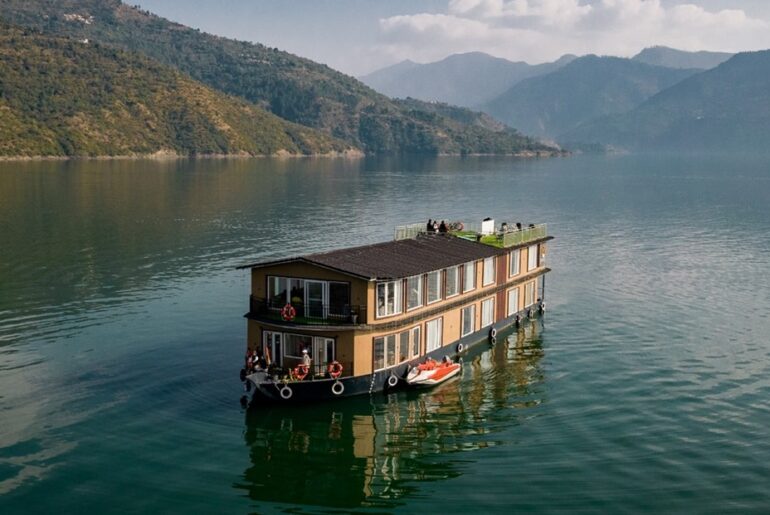 Tehri Lake Cruise