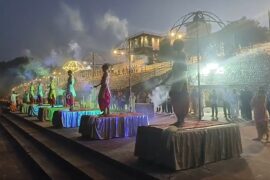 Ganga Aarti at Swaminarayan Ghat Rishikesh