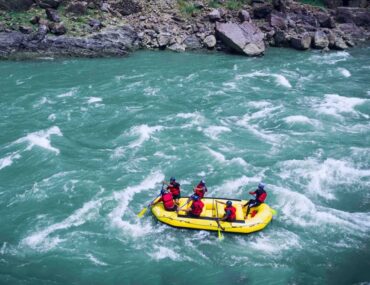 rafting in ganga