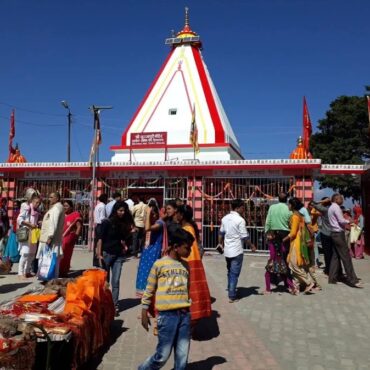 Shaktipeeth in Rishikesh: Kunjapuri Narendra Nagar Uttarakhand
