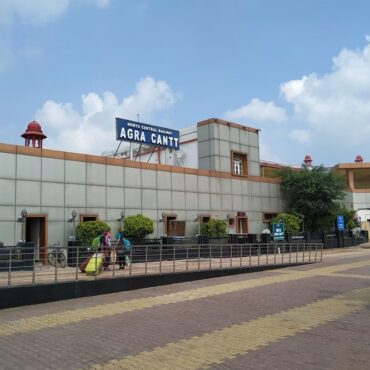Agra Cantt Railway Station to Taj Mahal Distance & Travel Fares
