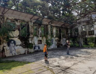 Essential Tips: Rishikesh to Beatles Ashram Distance, Timings & Entry Fee Rishikesh to Beatles Ashram Distance