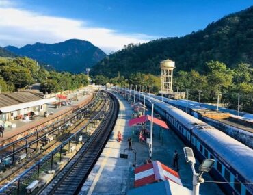 mahavatar babaji cave nearest railway station