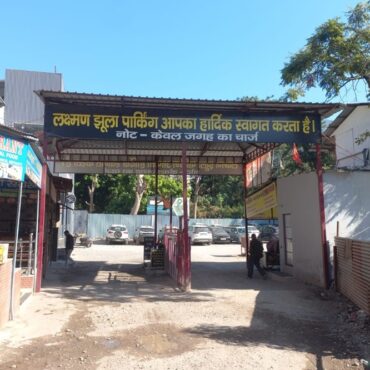 Complete Guide to Laxman Jhula Parking: Location, Charges & Tips