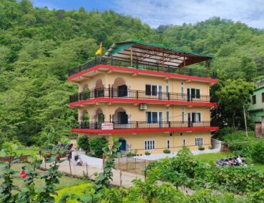 Om Home Stay is Rishikesh Tapovan