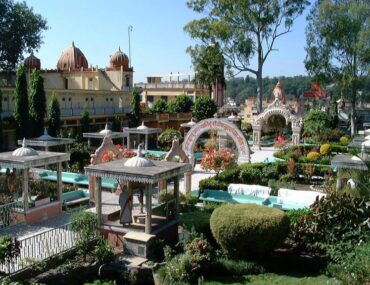 ashram in rishikesh for yoga