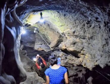 Patal Bhuvaneshwar Cave