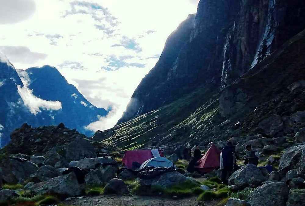 En Route Camping on the Way To Swargrohini Peak
