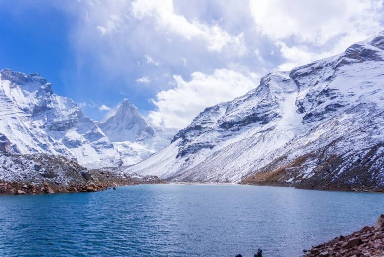 Kedartal A Bone-Chilling LakeTrek Itinerary