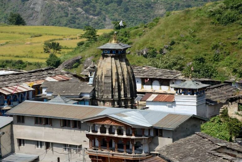 Trekking peaks in Uttarakhand