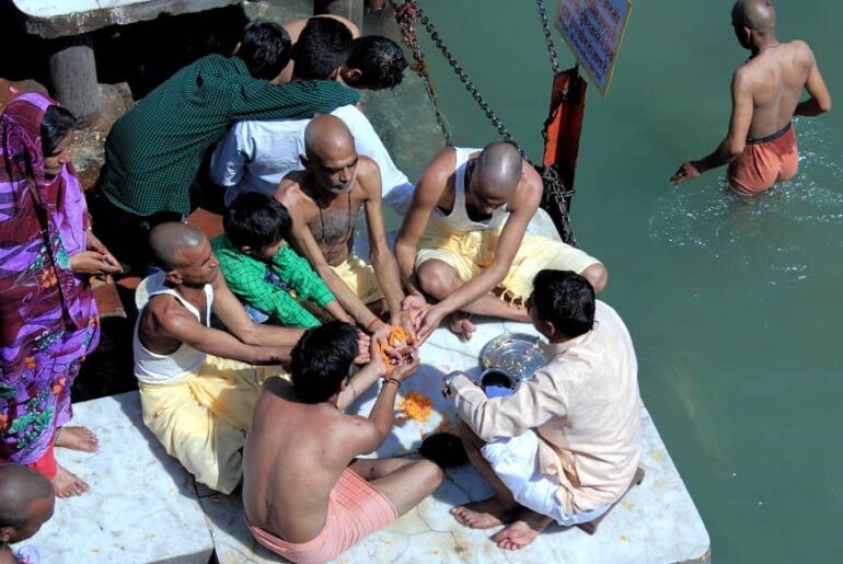Pind Daan at Har-Ki-Pauri Ghat in Haridwar