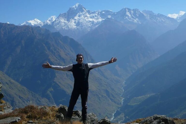 Trekking in Uttarakhand Himalayas of India