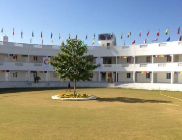 Top Yoga Ashrams in Rishikesh