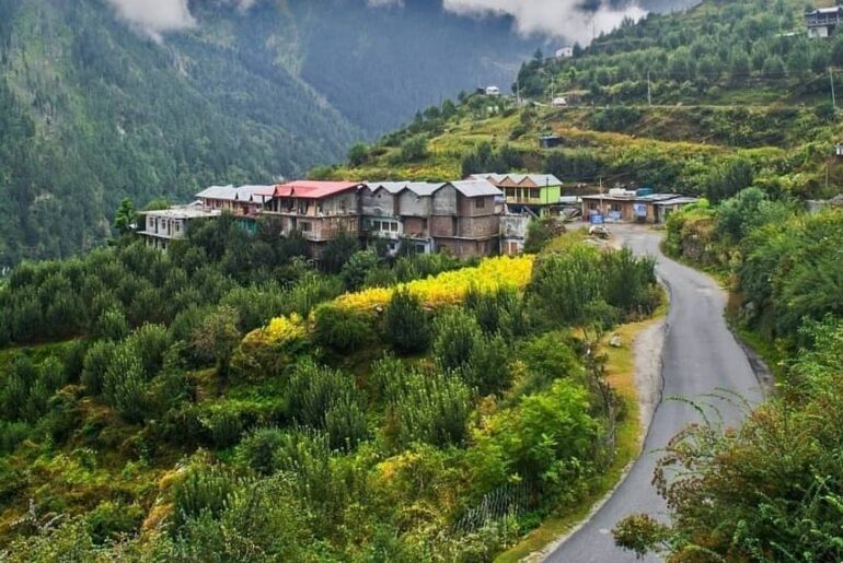 Uttarkashi to Gangotri